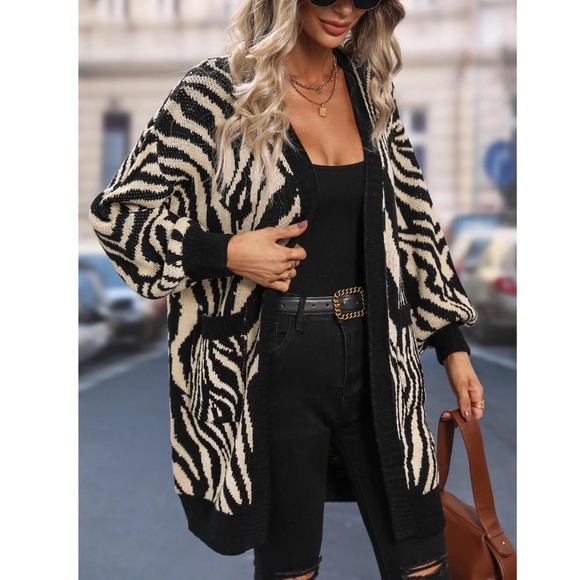 Zebra Animal Print Beige and Black Open Cardigan Pockets Long Sleeve - Picture 3 of 7